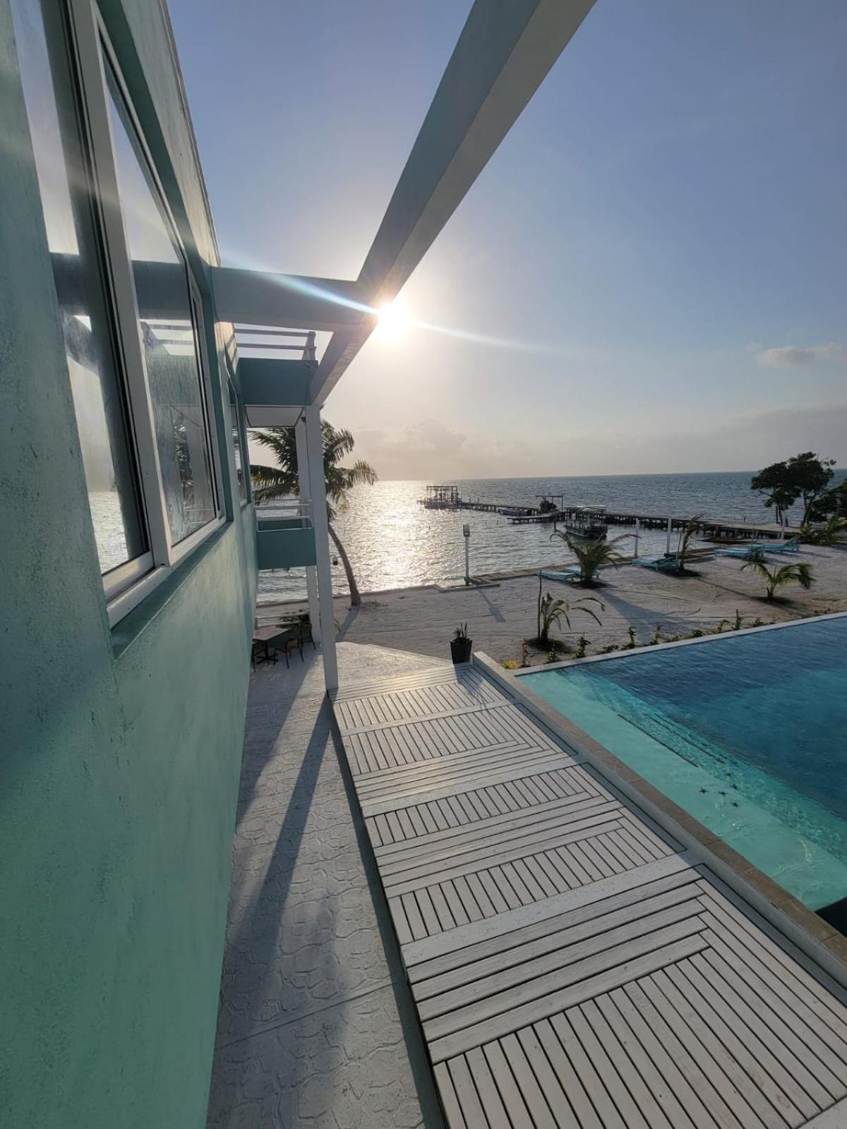 Island Magic Villas Caye Caulker Bagian luar foto