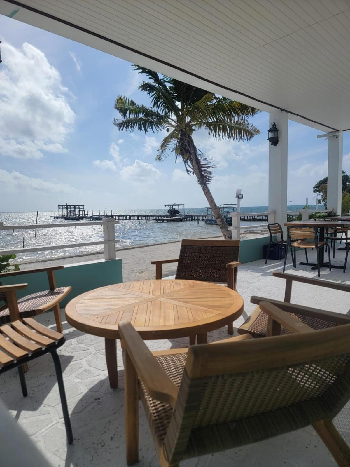 Island Magic Villas Caye Caulker Bagian luar foto