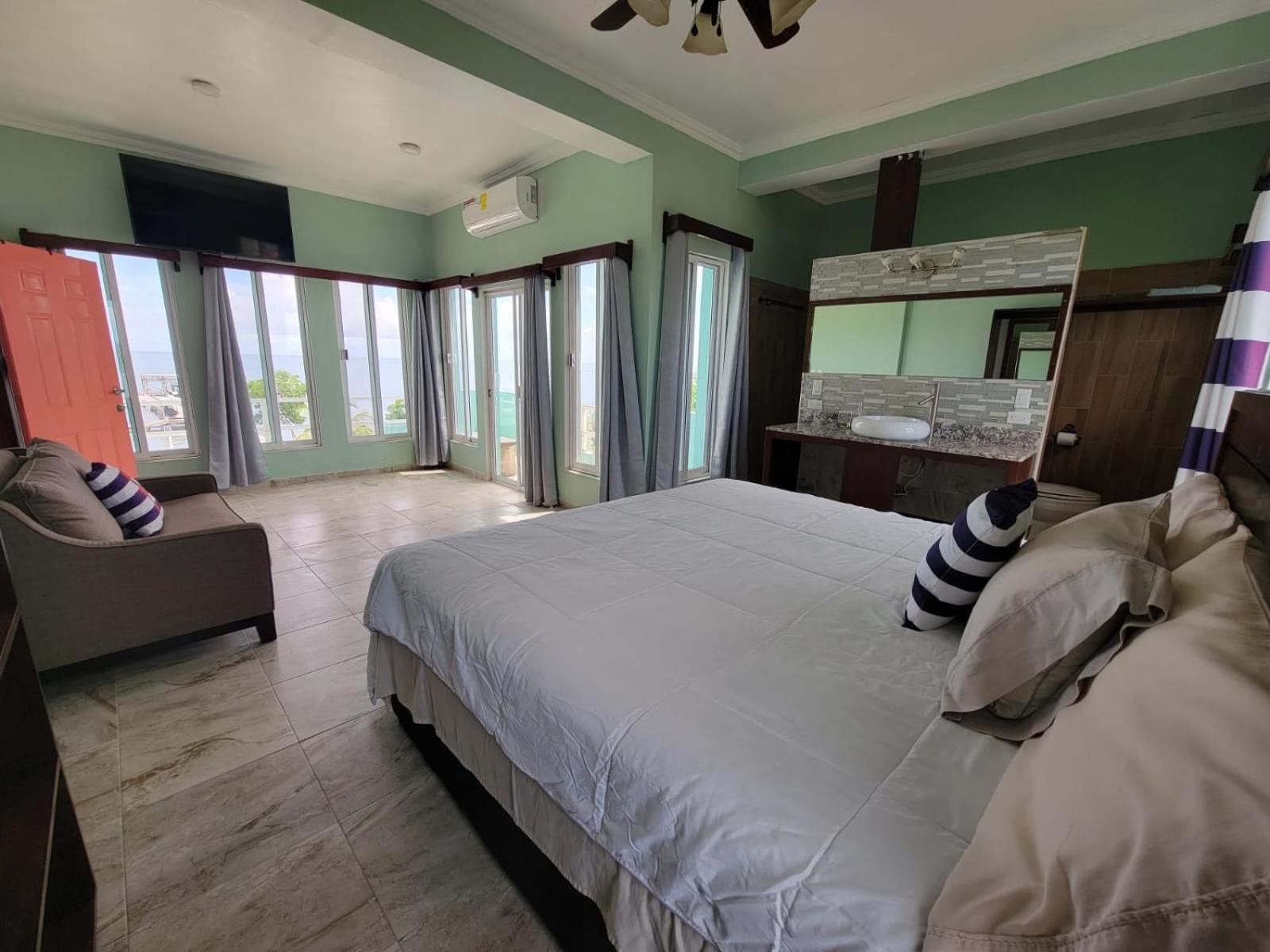 Island Magic Villas Caye Caulker Bagian luar foto